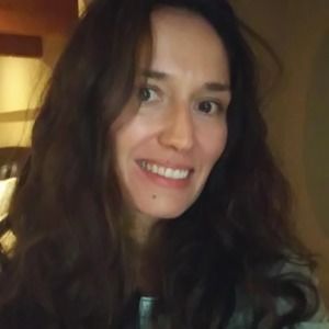 Meet your Posher, Elevia